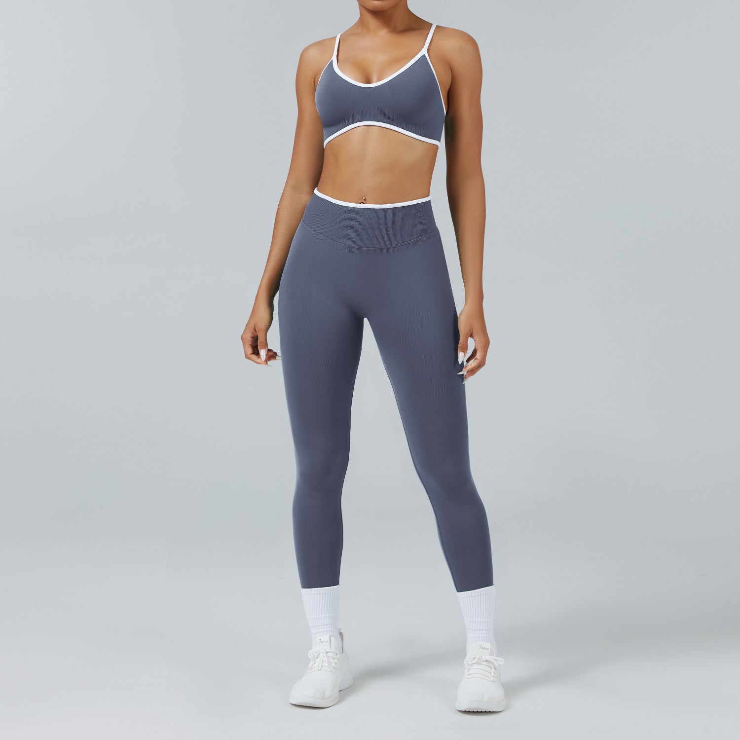 Seamless Back-Support Yoga and Fitness Set for Running Workouts