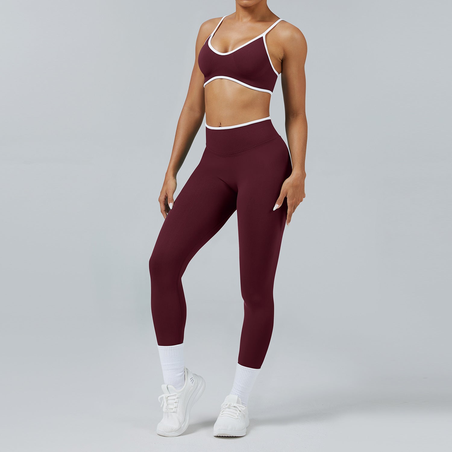 Seamless Back-Support Yoga and Fitness Set for Running Workouts